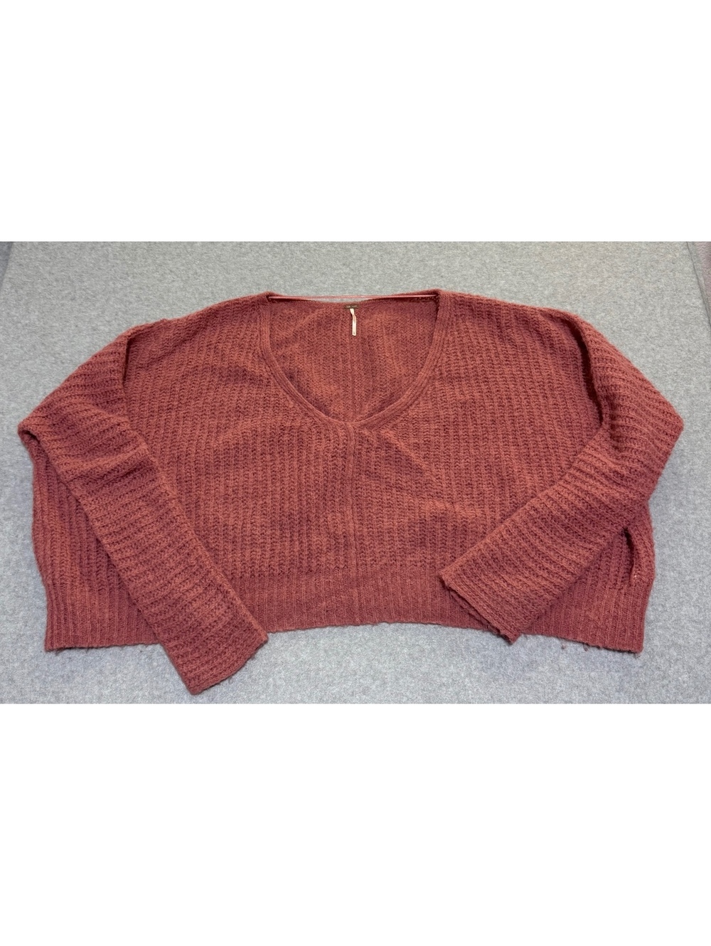 Free People Moonbeam V-Neck Sweater Alpaca Wool Blend Pink  Knit Large Damaged